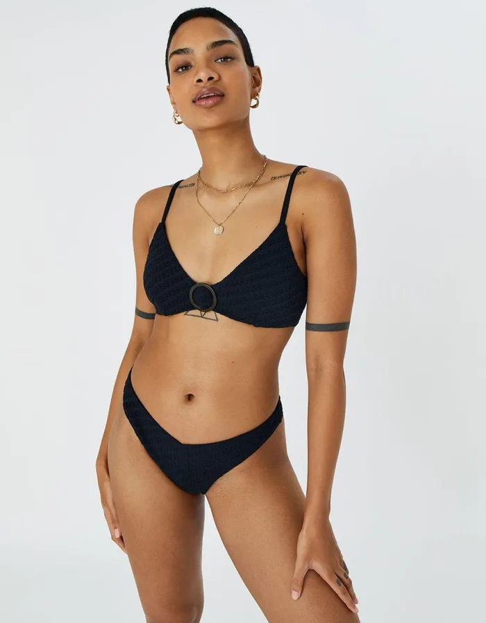 Accessorize Texture V Bikini Brief Black Black Women Bikinis