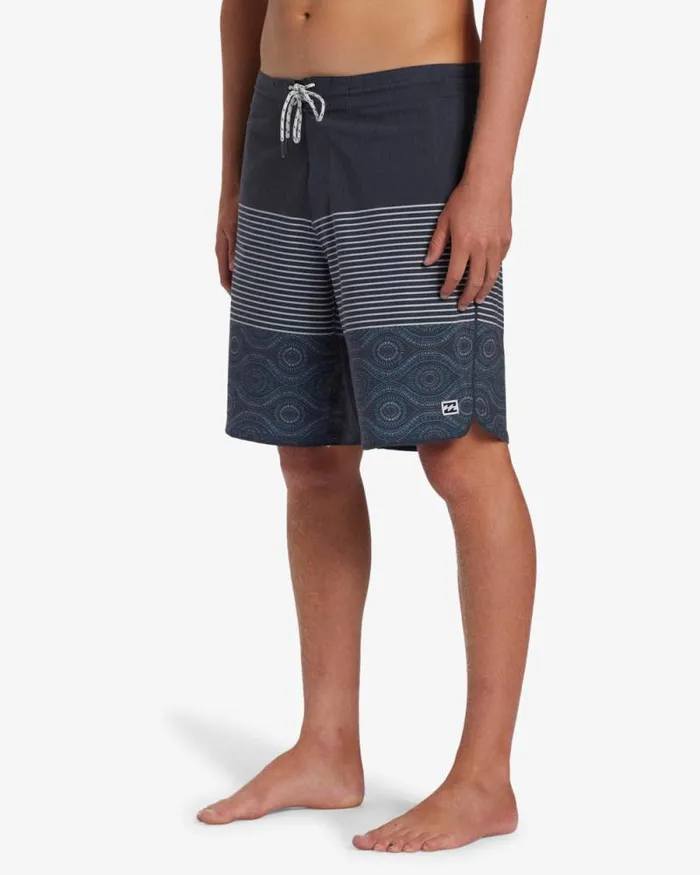 Billabong Long Length 18034 8211 21034 73 Lo Tide 18034 Boardshorts Indigo 8211 Men