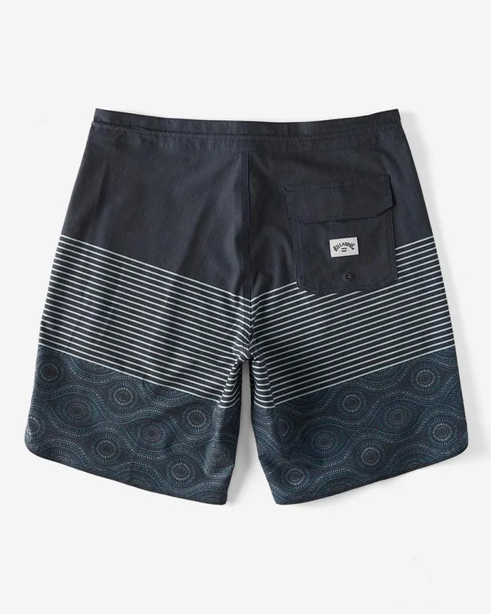 Billabong Long Length 18034 8211 21034 73 Lo Tide 18034 Boardshorts Indigo 8211 Men