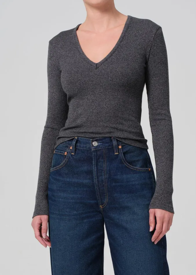 Citizens Of Humanity Emma VNeck In Black Women Tops