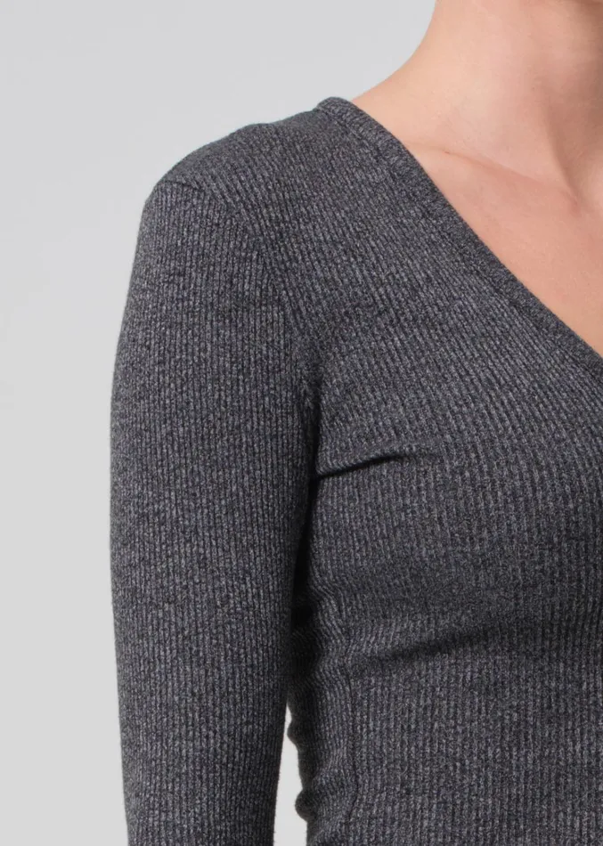Citizens Of Humanity Emma VNeck In Black Women Tops