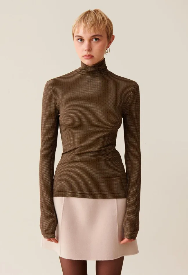Claudie Pierlot Fitted Funnel Neck Top Yellow Women Knitwear And Cardigans Claudie Pierlot Fitted Funnel Neck Top Yellow Women Knitwear And Cardigans