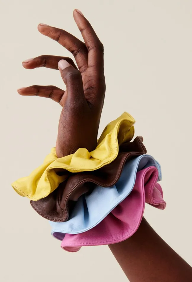 Claudie Pierlot Leather Scrunchie With Topstitching Brown Women Jewellery And Scrunchies Claudie Pierlot Leather Scrunchie With Topstitching Brown Women Jewellery And Scrunchies