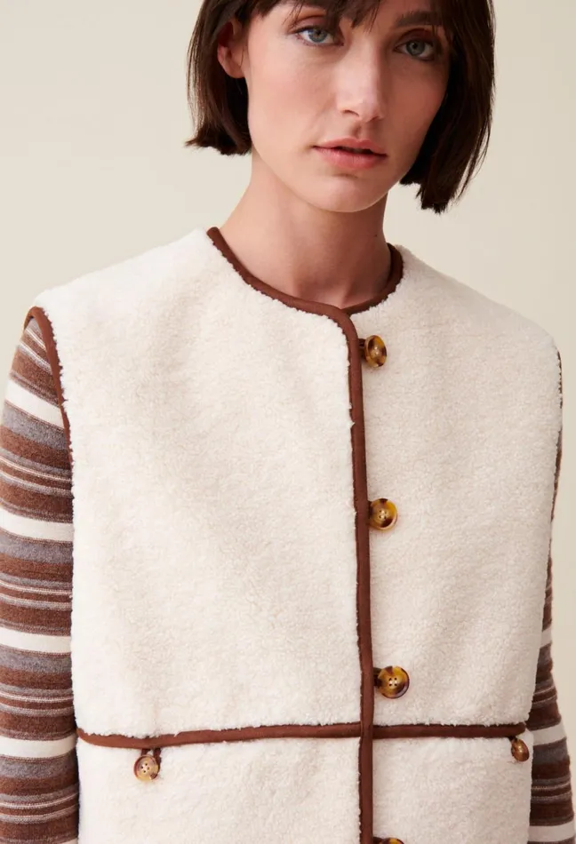 Claudie Pierlot Sleeveless Faux Fur Jacket Beige Women Coats
