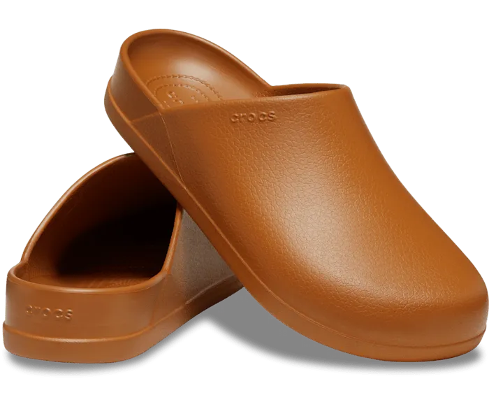 Dylan Clog Cognac Men Crocs Clogs