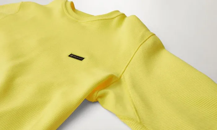 Hoodies and Sweatshirts Men Belstaff Tarn Long Sleeved Sweatshirt Yellow Oxide Hoodies and Sweatshirts Men Belstaff Tarn Long Sleeved Sweatshirt Yellow Oxide