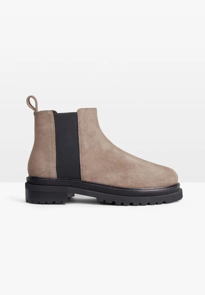 Hush Boots Women Bailey Leather Boots Beige