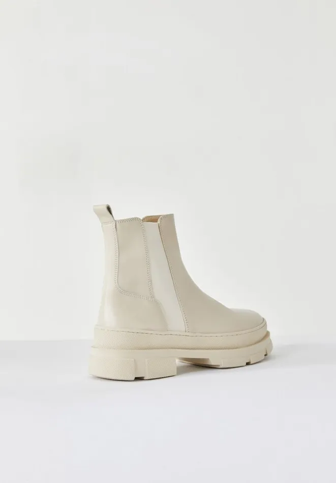 Hush Boots Women Carter Leather Boots Off White Hush Boots Women Carter Leather Boots Off White
