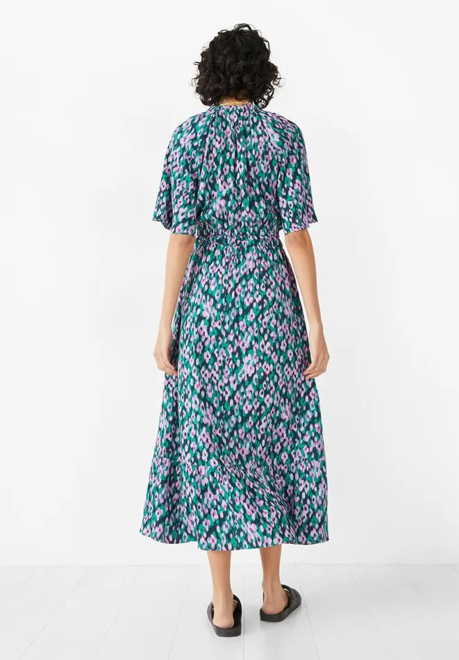 Hush Dresses Women Claudia Midi Dress Ikat Floral Green Hush Dresses Women Claudia Midi Dress Ikat Floral Green