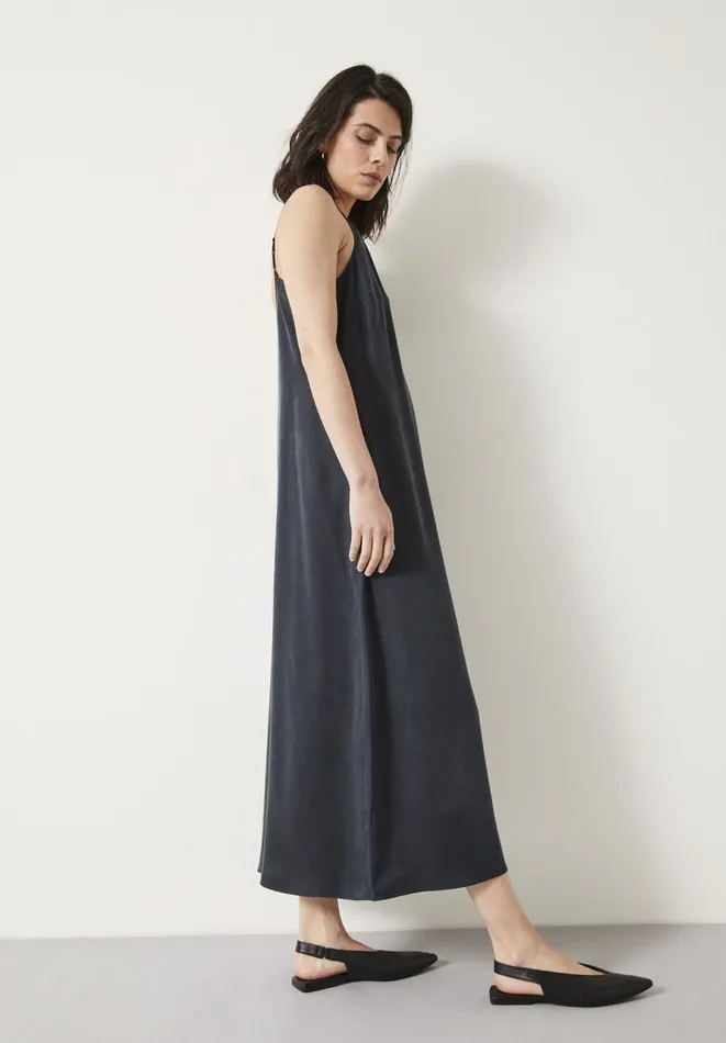Hush Dresses Women Eloise Slip Midi Dress Washed Black Hush Dresses Women Eloise Slip Midi Dress Washed Black