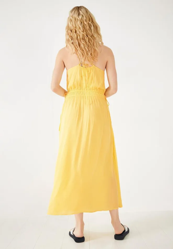 Hush Dresses Women Jade Halter Midi Dress Pale Yellow Hush Dresses Women Jade Halter Midi Dress Pale Yellow