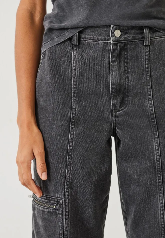 Hush Jeans Women Sara Cargo Jeans Washed Black