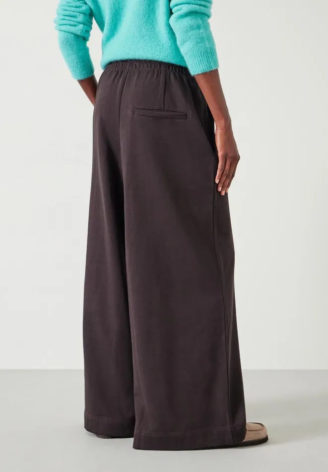 Hush Joggers and Leggings Women Taylor Wide Leg Jogger Chocolate Brown Hush Joggers and Leggings Women Taylor Wide Leg Jogger Chocolate Brown