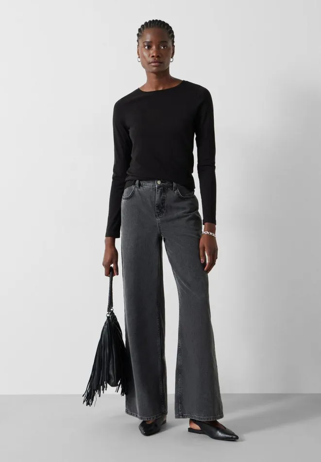Hush Jumpers and Cardigans Women Lara Fine Knit Wool Blend Jumper Black Hush Jumpers and Cardigans Women Lara Fine Knit Wool Blend Jumper Black