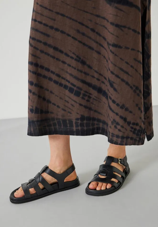 Hush Sandals Women Rose Leather Cage Sandals Black Hush Sandals Women Rose Leather Cage Sandals Black