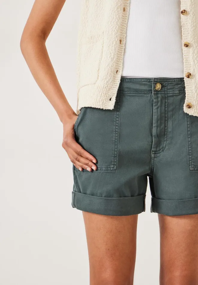 Hush Shorts Women Chino Shorts Washed Black