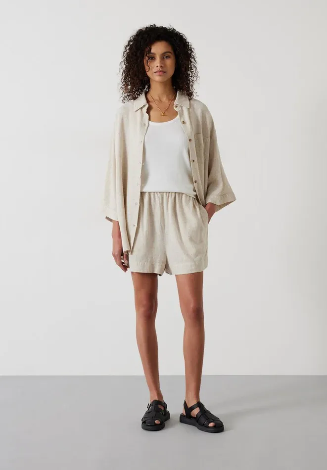 Hush Shorts Women Lana Linen Blend Shorts Stone