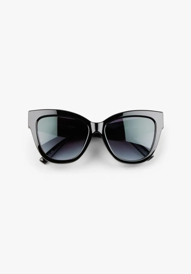 Hush Sunglasses Women Le Specs Le Vacanze Sunglasses Black