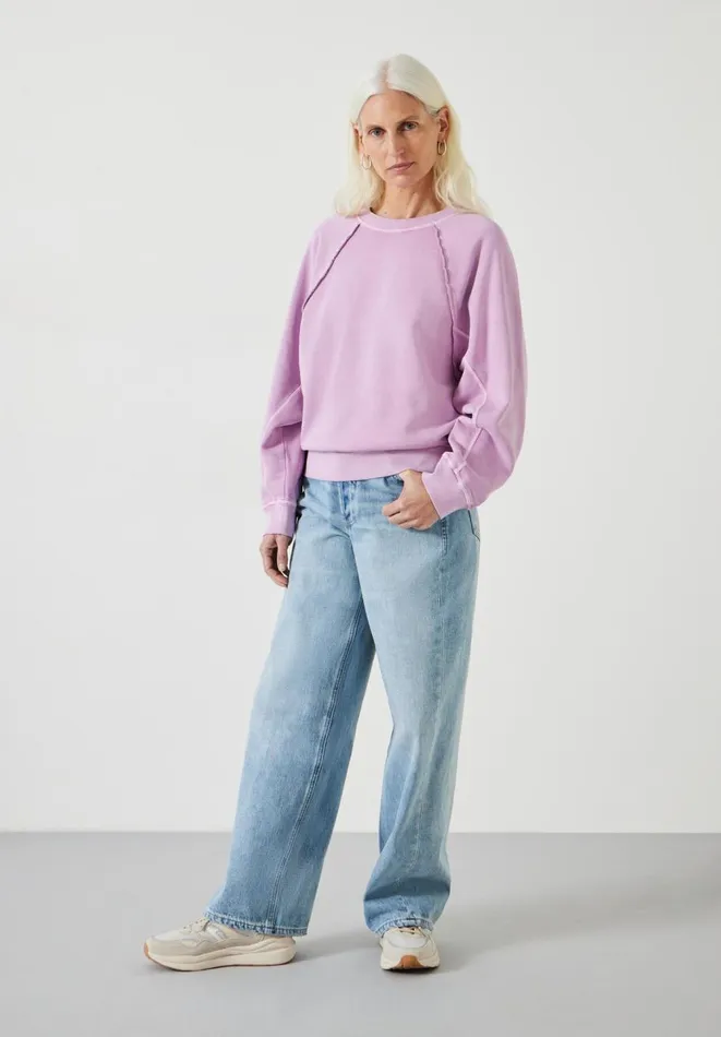 Hush Sweatshirts and Hoodies Women Nadine Relaxed Raglan Seam Sweatshirt Mid Lilac Hush Sweatshirts and Hoodies Women Nadine Relaxed Raglan Seam Sweatshirt Mid Lilac