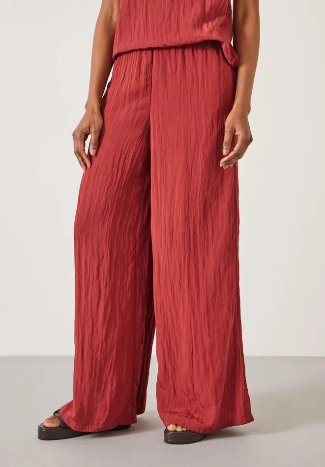 Hush Trousers Women Mabel Fluid Wide Leg Crinkle Trousers Rust Hush Trousers Women Mabel Fluid Wide Leg Crinkle Trousers Rust