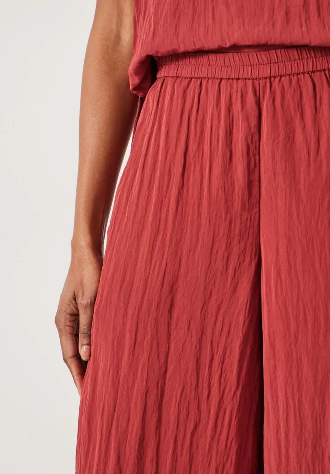 Hush Trousers Women Mabel Fluid Wide Leg Crinkle Trousers Rust Hush Trousers Women Mabel Fluid Wide Leg Crinkle Trousers Rust