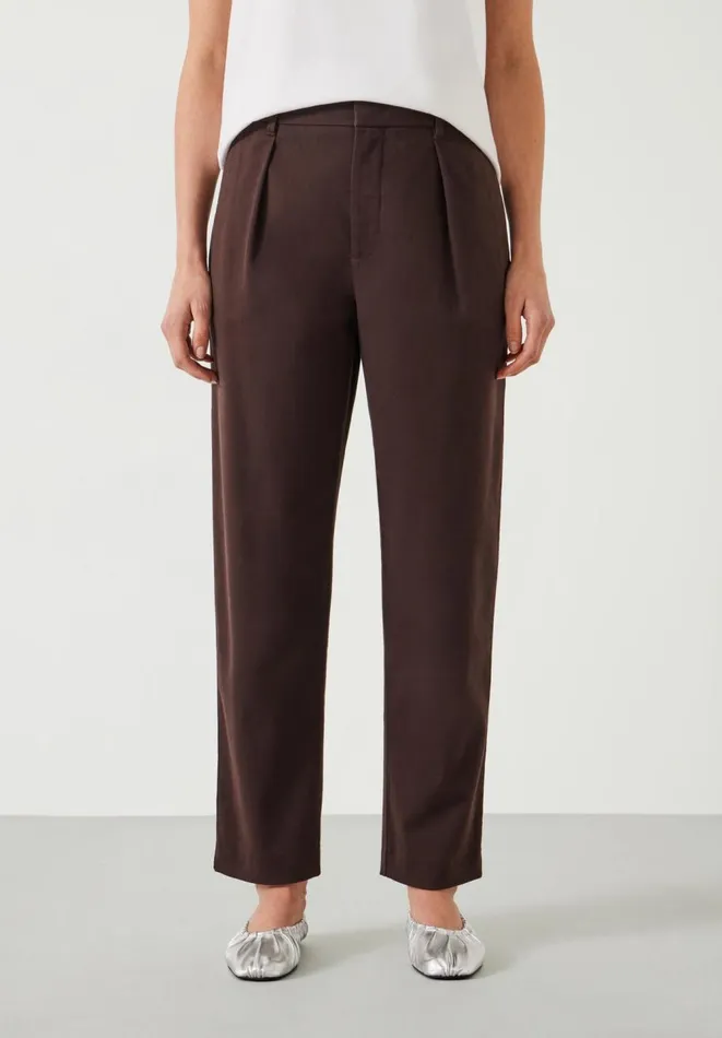 Hush Trousers Women Ruby Cotton Pleat Trousers Chocolate