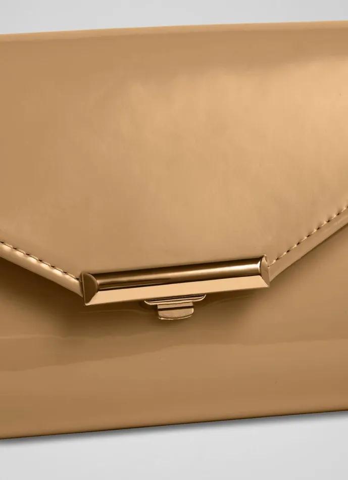 LKBennett Clutch Bags Women Lucy Beige Patent Leather Clutch LKBennett Clutch Bags Women Lucy Beige Patent Leather Clutch