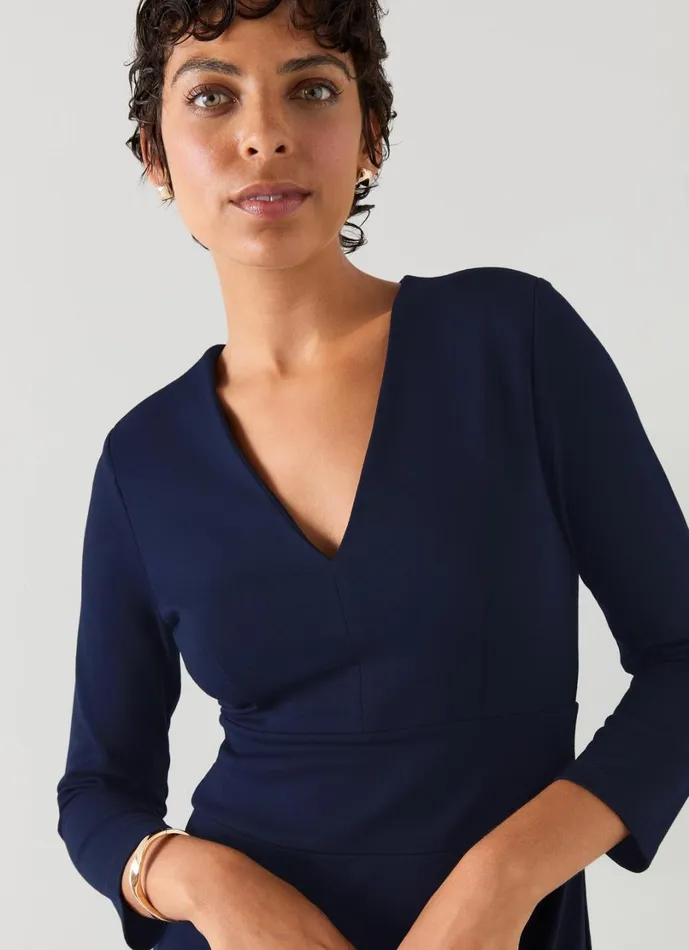 LKBennett Dresses Women Lauren Navy VNeck LENZING ECOVERO Viscose Ponte Midi Dress LKBennett Dresses Women Lauren Navy VNeck LENZING ECOVERO Viscose Ponte Midi Dress
