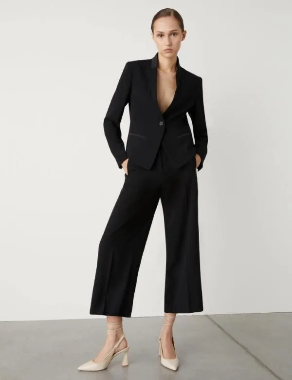 Marella Trousers Women Cropped Trousers Black