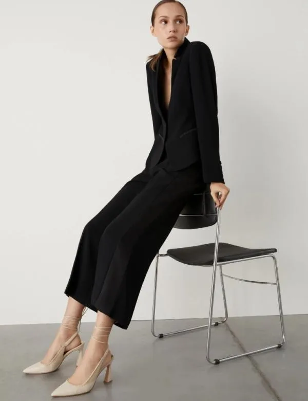 Marella Trousers Women Cropped Trousers Black