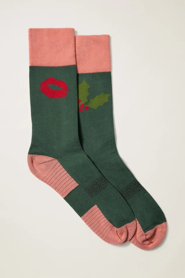 Men Bonobos Socks and Underwear Soft and Comfortable Bonobos Everyday Dress Socks Green Mistletoe Smooches