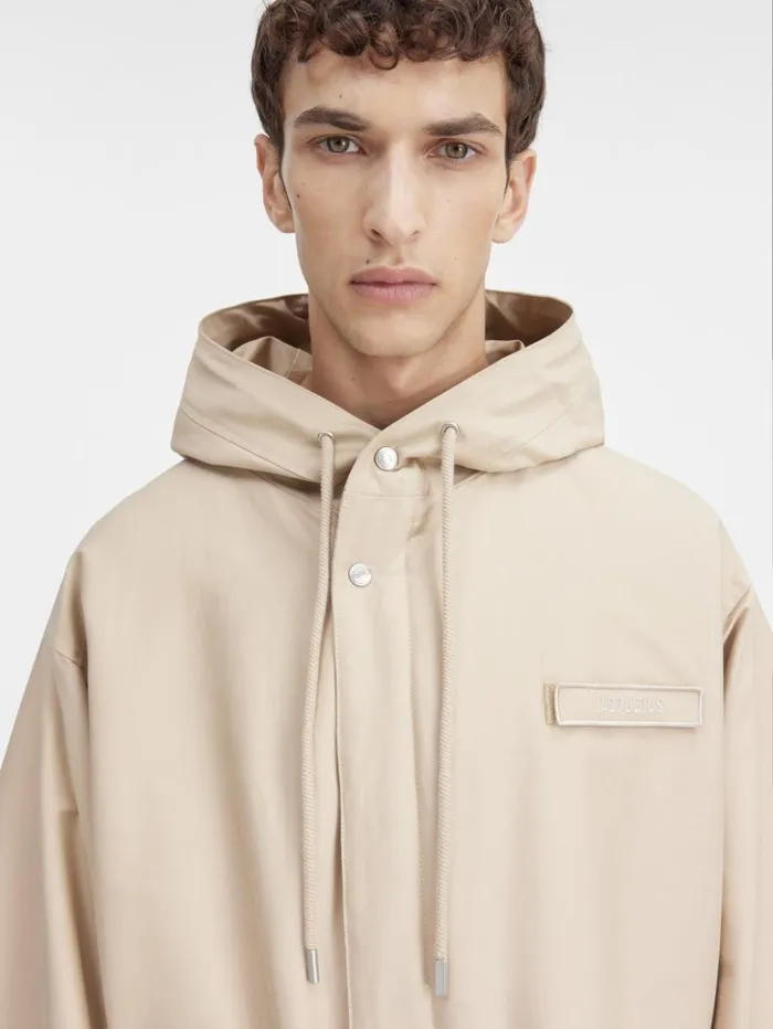 Men Coats and Jackets JACQUEMUS The Marrone Parka Beige Men Coats and Jackets JACQUEMUS The Marrone Parka Beige