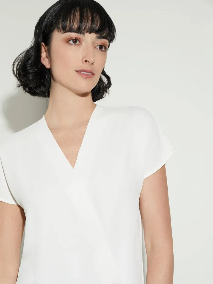 Misook Short Sleeve VNeck Crepe De Chine Blouse Women Tops and Tees