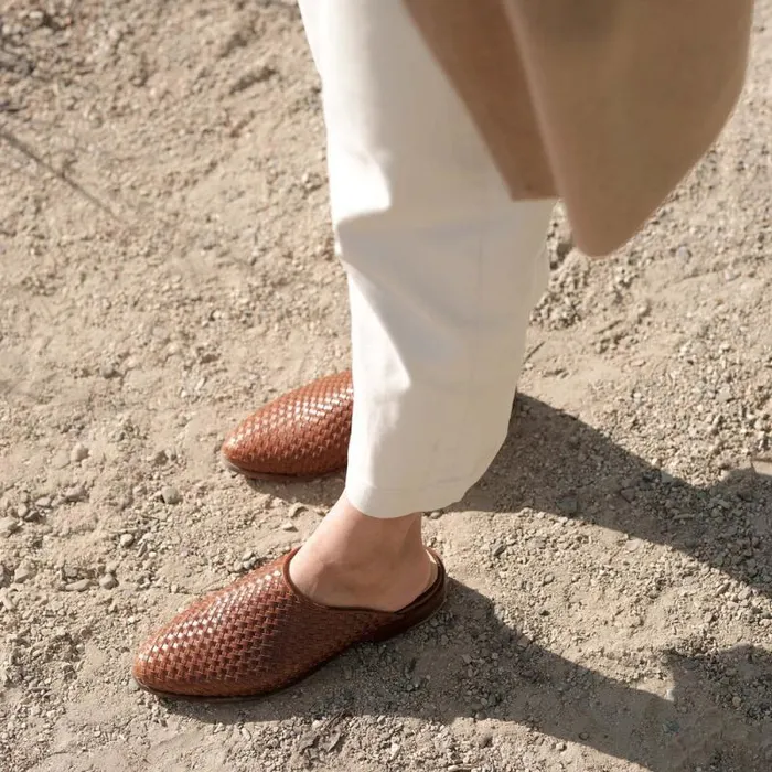 Nisolo Flats and Slip Ons Women Ama Woven Mule Woven Brandy
