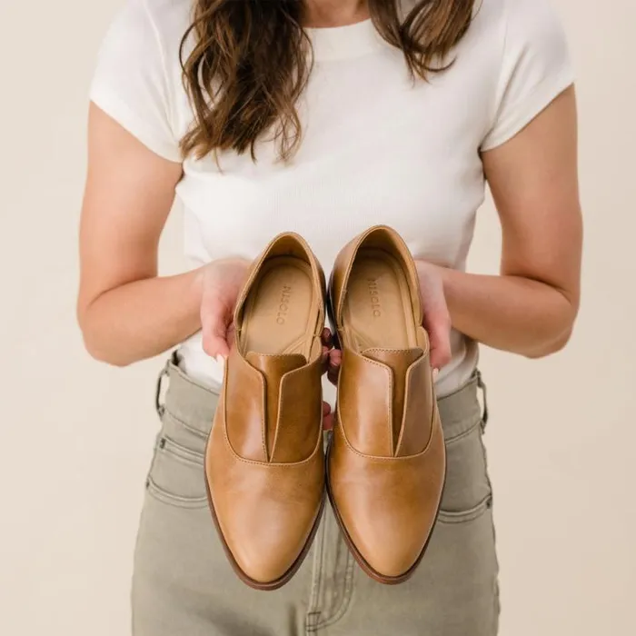 Nisolo Loafers and Mules Women Emma D039Orsay Oxford 20 Almond