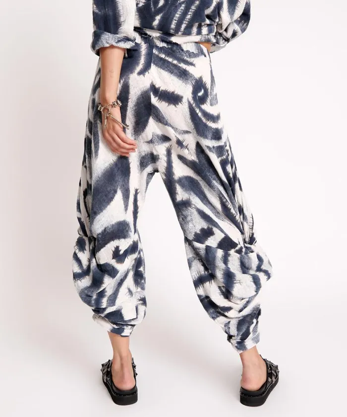 One Teaspoon Bottoms RUNAWAY MUSLIN GYPSY HAREM PANTS 8211 Women One Teaspoon Bottoms RUNAWAY MUSLIN GYPSY HAREM PANTS 8211 Women