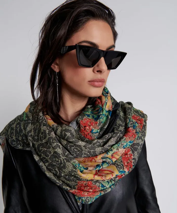 One Teaspoon Headwear TRANSMISSION FLORAL SCARF 8211 Women One Teaspoon Headwear TRANSMISSION FLORAL SCARF 8211 Women
