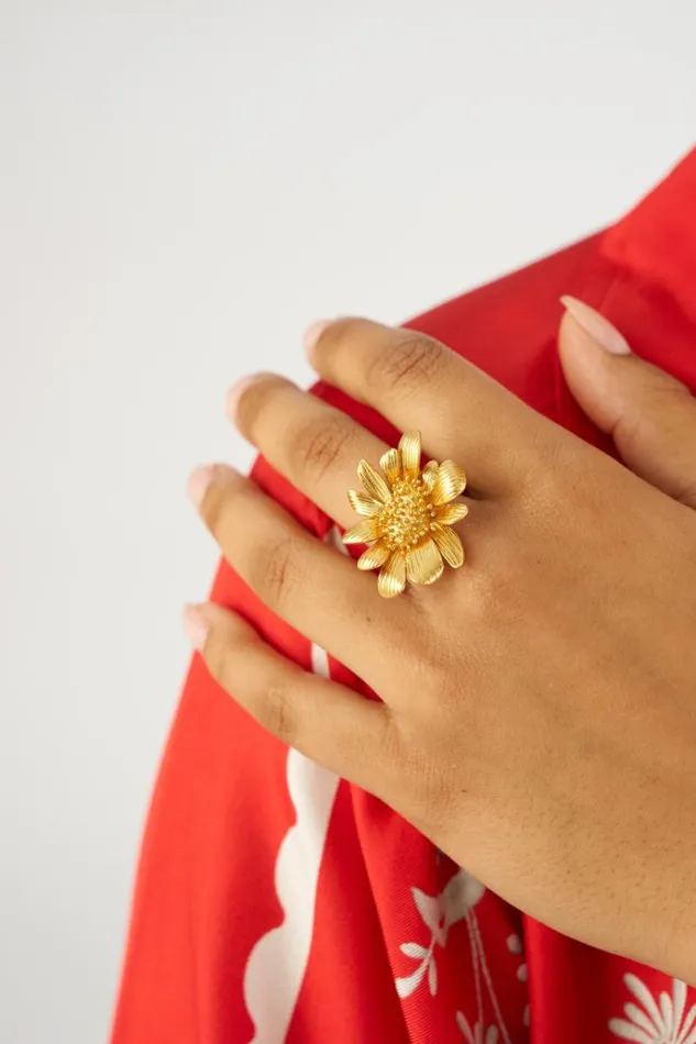Oroton Rings Jewellery Peony Ring Worn Gold