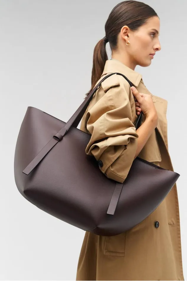 Oroton Totes Women Ellis Medium Tote Mahogany