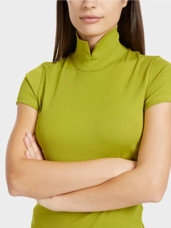 Shirts and Tops Damen Marc Cain Hochgeschlossenes TShirt Bright Olive Green