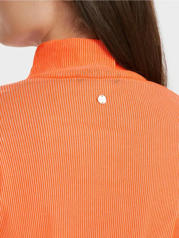 Shirts and Tops Damen Marc Cain TShirt Im RippenDesign Bright Coral