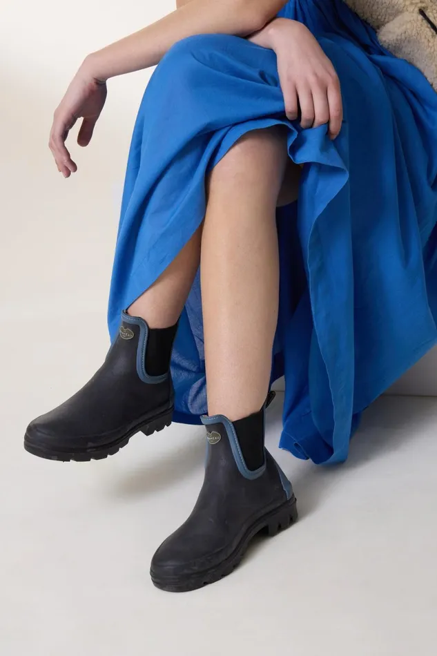 Shoes Women Leon and Harper Town Boots Black