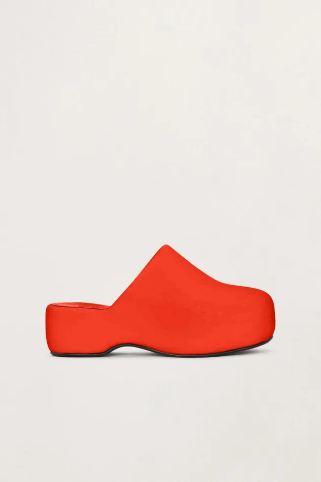 Shop Simon Miller BUBBLE CLOGS Bubble Clog Mod Orange