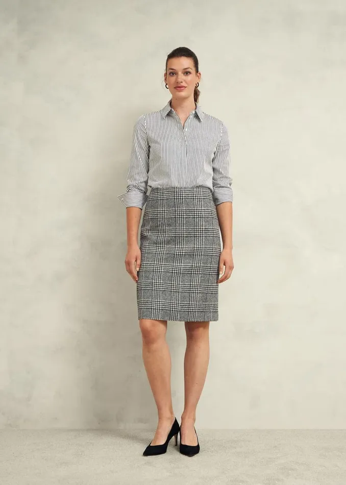 Skirts Women HOBBS Brea Wool Skirt Black White