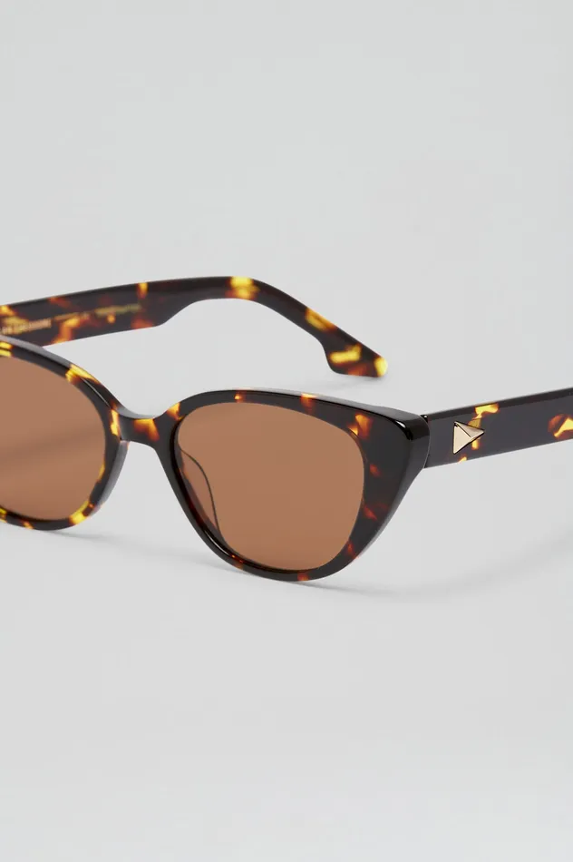 ST FELINE OVAL SUNGLASSES TORTSHELL Eyewear Scanlan Theodore Women