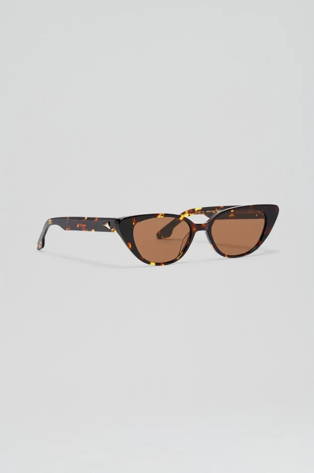 ST FELINE OVAL SUNGLASSES TORTSHELL Eyewear Scanlan Theodore Women