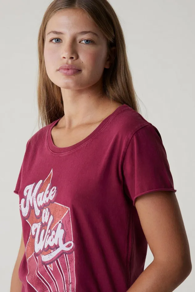 TShirts and Tops Women Leon and Harper Toro Wish TShirt Wine