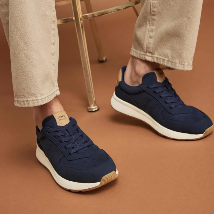 Toms Slip Ons TRVL LITE Retro Runner Sneaker Water Repellent Navy 8211 Men