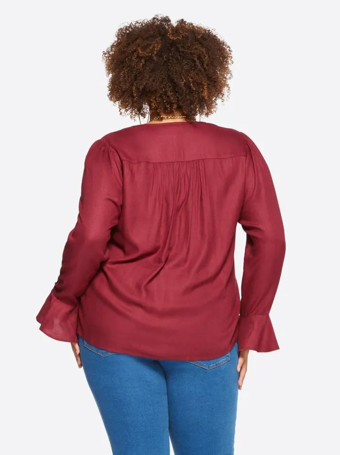 Tops Clothing Jessica Simpson Cecily Top In Syrah