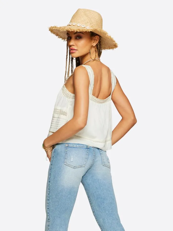 Tops Clothing Jessica Simpson Delilah Cami In Gardenia